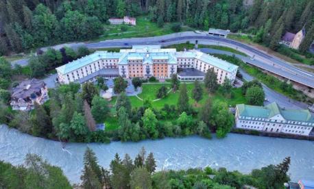 Tourman Luxury Kosher Summer Vacation in the Swiss Alps, Scuol Palace Switzerland