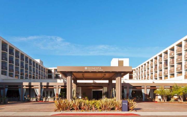 Celebrate Pesach 2026 at the Sonesta Redondo Beach Oceanfront Resort.