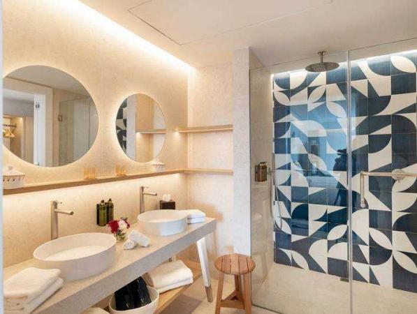 Enjoy a Glatt Kosher L’Mehadrin winter escape at The View Agadir, Morocco.