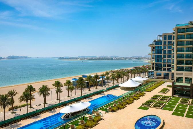 Luxury Pesach Program 2024 in Dubai With Sky Events