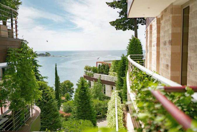 Kosher winter sun vacation at Dukley Hotel & Resort in Budva, Montenegro