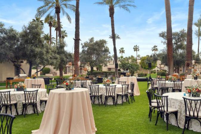 Experience a luxury Passover getaway with Elegant Essen Retreats at the Wigwam Resort in Phoenix, Arizona.