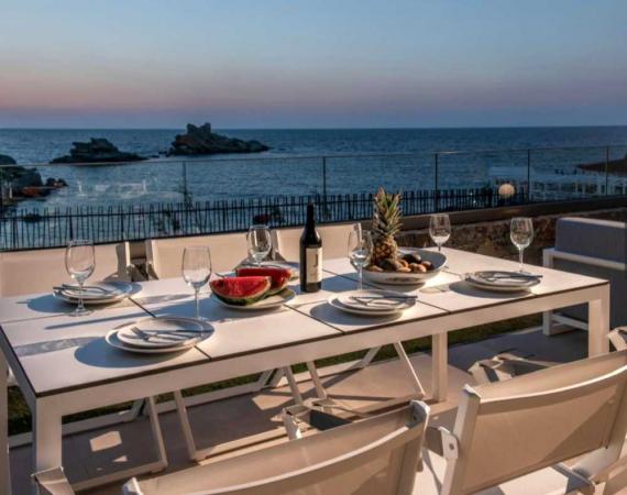 Lux Traiteur Exclusive Kosher Summer Vacation in Crete