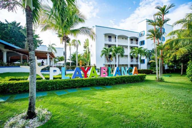 Celebrate Passover 2027 with Panama Kosher Adventures by CRKA at Playa Blanca Resort.