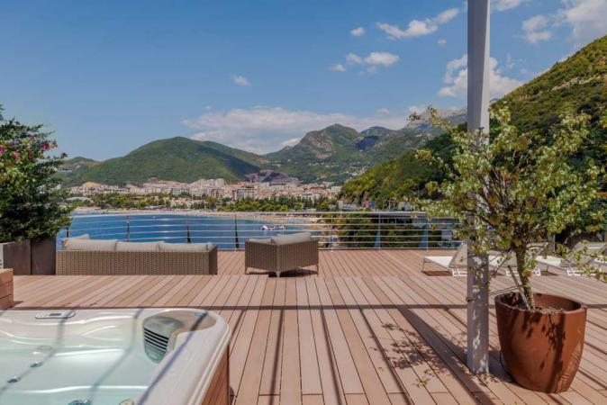 Celebrate Pesach 2026 at Dukley Hotel & Resort in Budva, Montenegro.