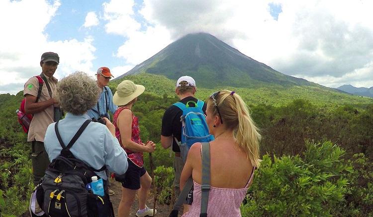 Kosher Costa Rica Volcano Tour Kosher Summer Vacation- August 2022 With Costa Rica Kosher Adventures