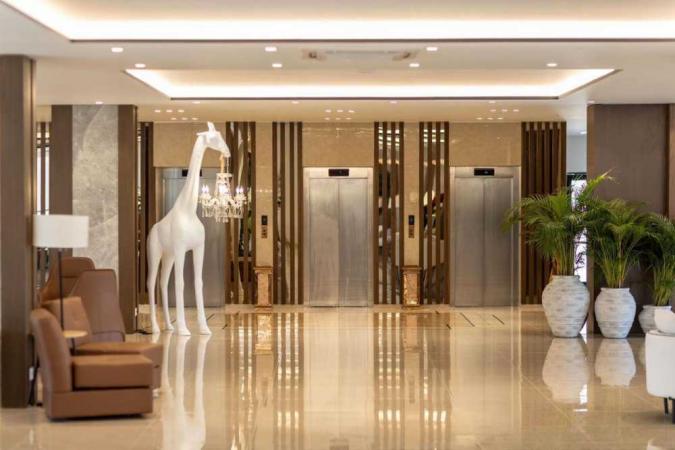 Join So’ Prestige for Passover 2026 in Albania at the 5-star FAFA Aqua Palace Resort on the Adriatic Riviera.