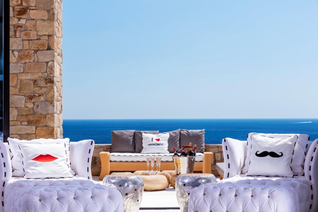 Luxury Passover Program & Passover Hotels 2024 Mykonos Island Greece