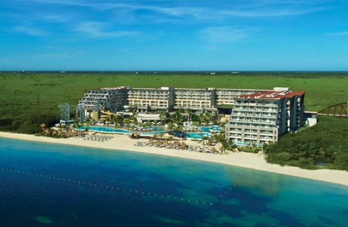 Pesach Program 2022 in Cancun, Mexico at Dreams Resort with Zon Travel