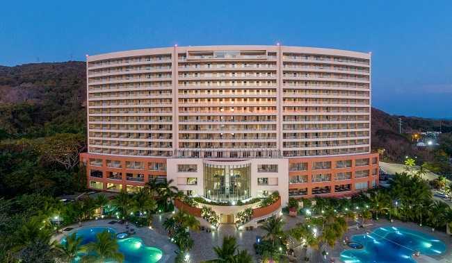 Pesach Program 2022 In Ixtapa Mexico At The Azul Ixtapa Grand All Suites Resort 5 Star