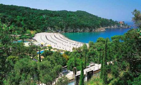 Sukkot 2025 with Italy Kosher Dream at Hotel Michelangelo – Ischia, Italy